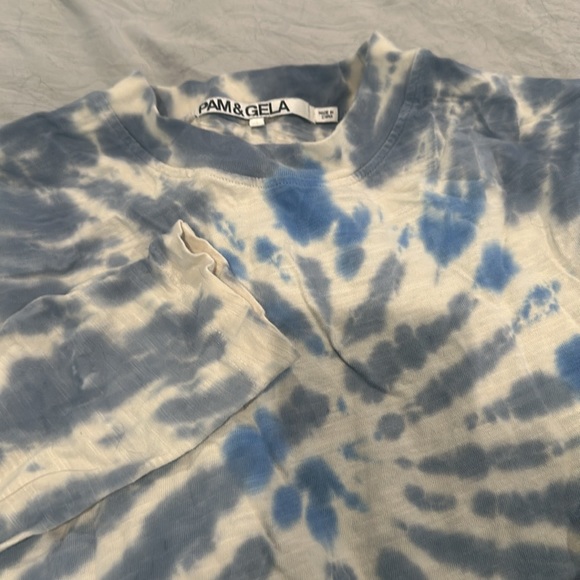 PAM & GELA blue & white, cropped, ltie-dye top. Size P - Picture 8 of 9